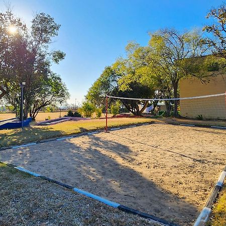 Safari Hotel & Convention Centre Rustenburg Exterior foto